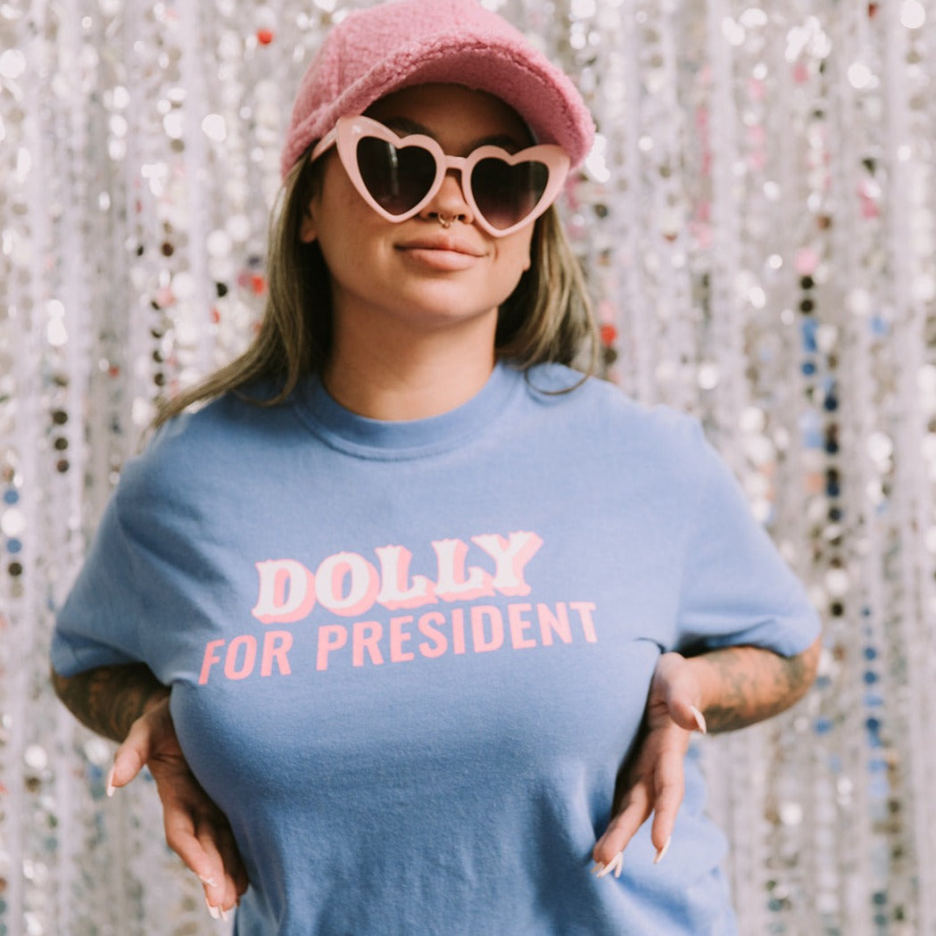 Graphic Tee - Dolly For President
