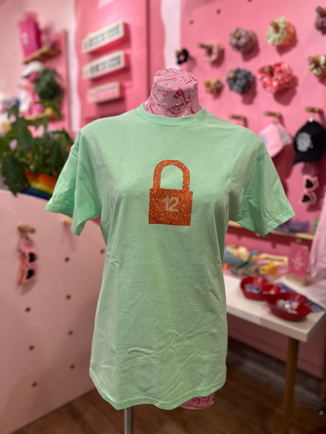 Graphic Tee - TS 12 Lock