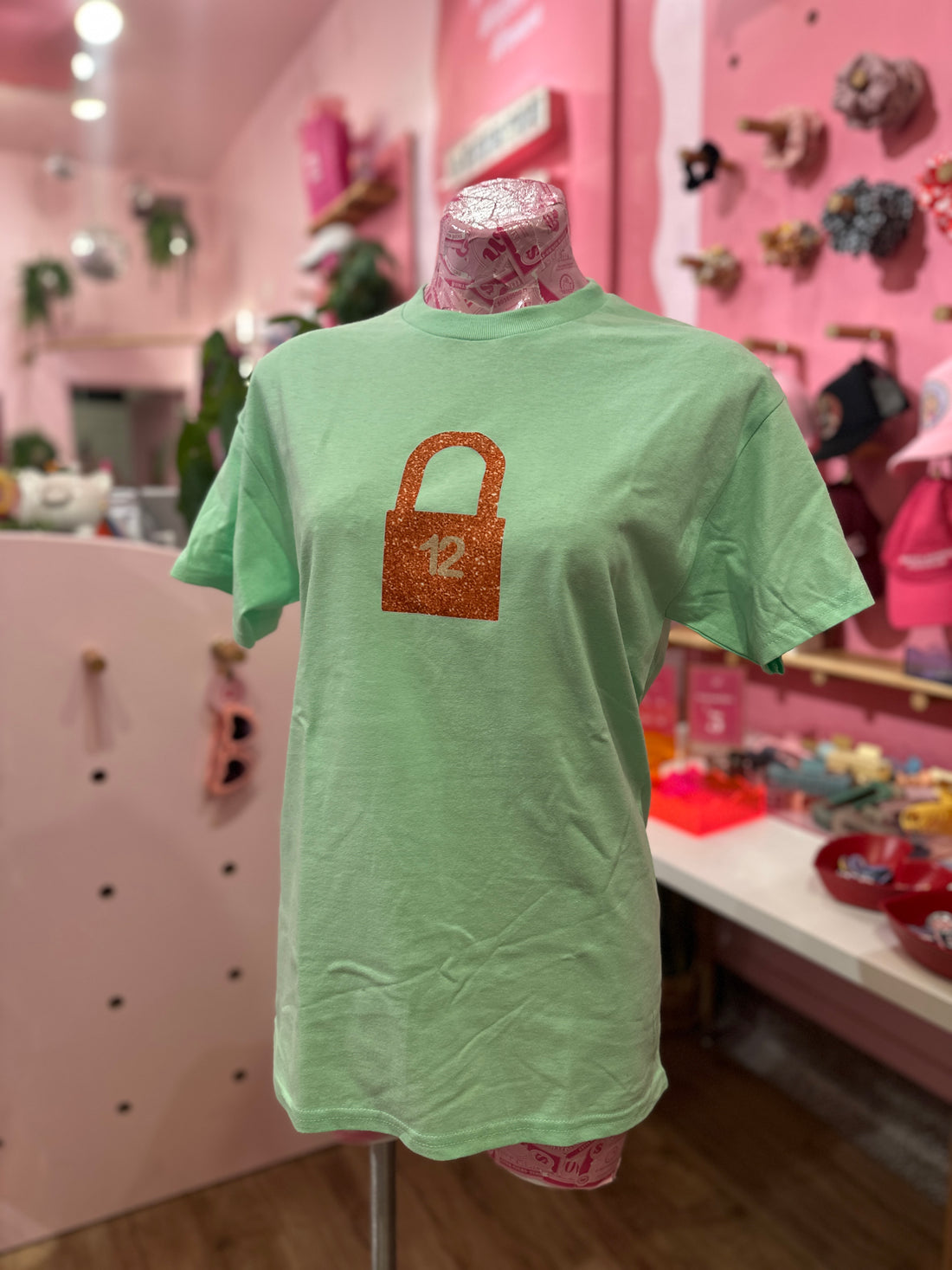 Graphic Tee - TS 12 Lock