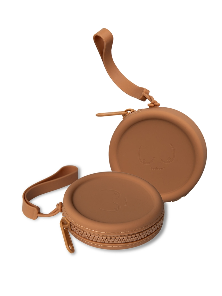 Pasties with Silicone Travel Case - Medium Nude