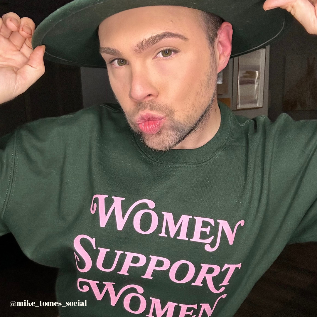 Graphic Sweatshirt - Women Support Women (Green)
